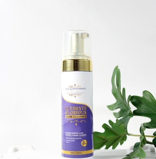 ULTIMATE GLORIOUS GLOW CLEANSER